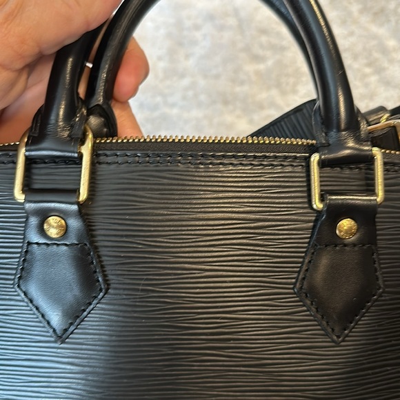 Authentic Louis Vuitton Black Alma MM - Picture 11 of 13